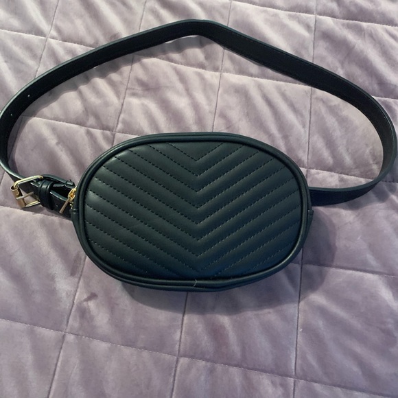 Handbags - Purse belt